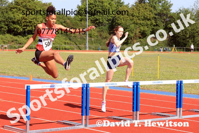 Womens 300 metres hurdles, 2025 North Eastern Track and Field Champs., Shildon, County Durham. Photo: David T. Hewitson/Sports for All Pics